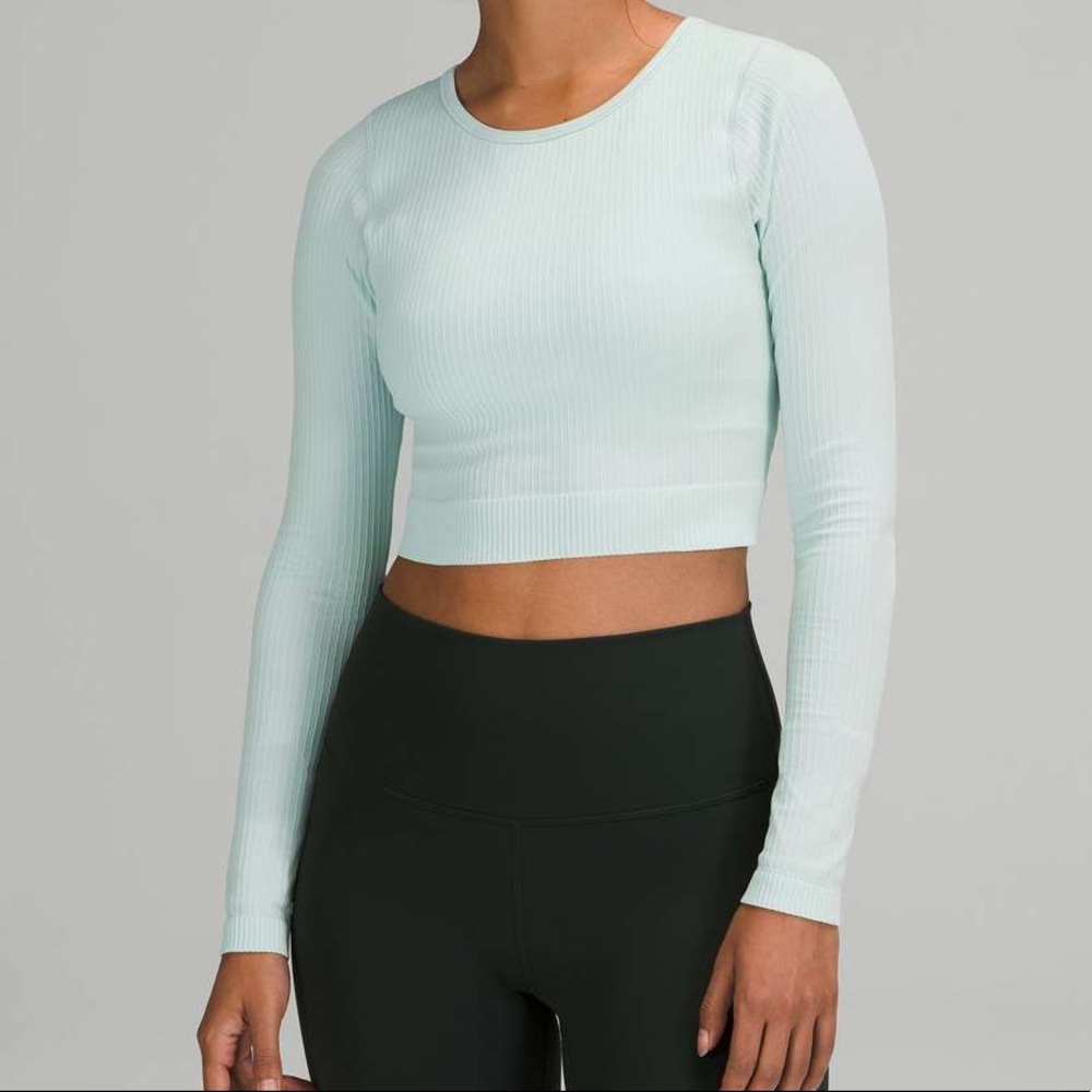 lululemon Ebb to Street Long Sleeve size 14 in Delicate Mint w built in bra